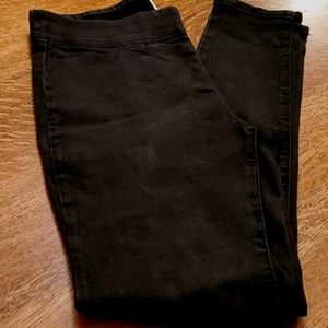 St. John's Bay Black Skinny Jeans Size M
